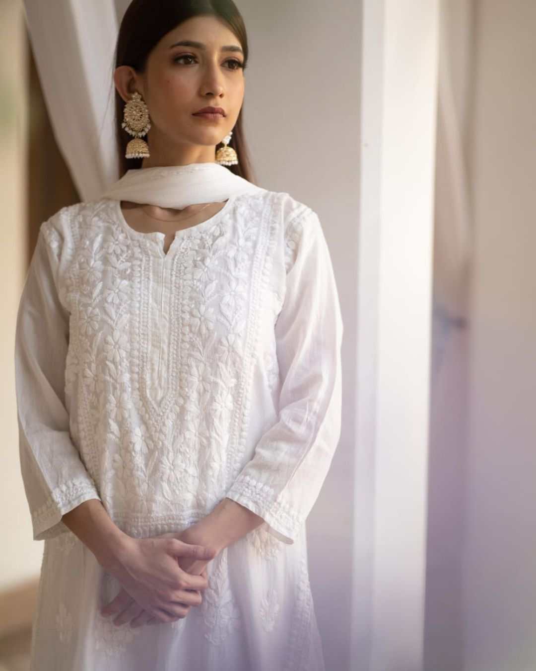 Chikankari Zia White Chanderi Kurta Set
