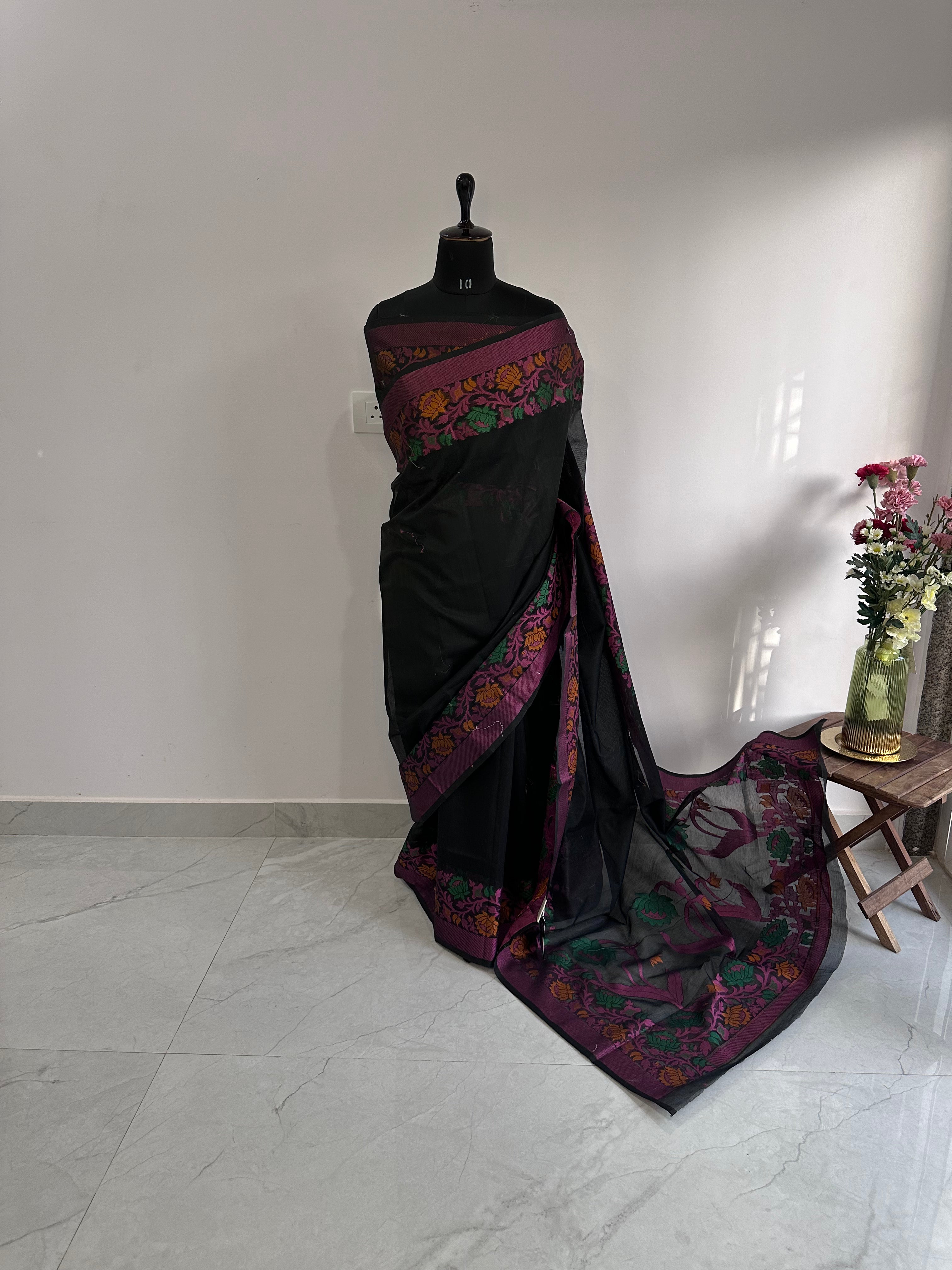 Handloom Black Banarasi saree - | House of AKS