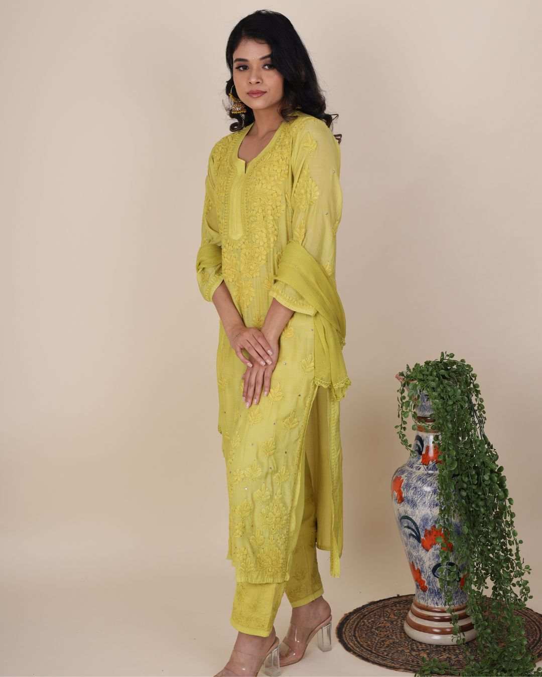 Gulaabo Lime Green Kurta Set 