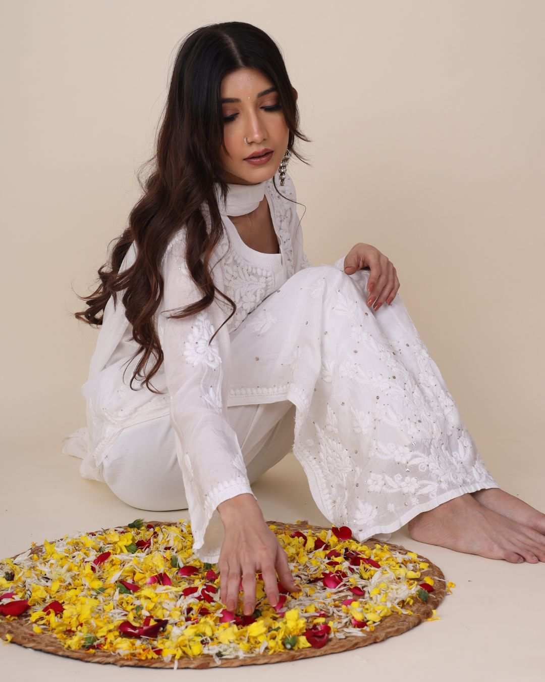 Gulaabo chikankari Star White Kurta Set