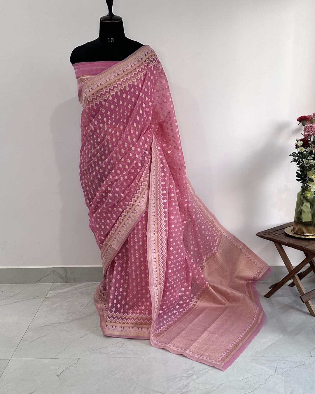 Handloom Banarasi Jamdani saree