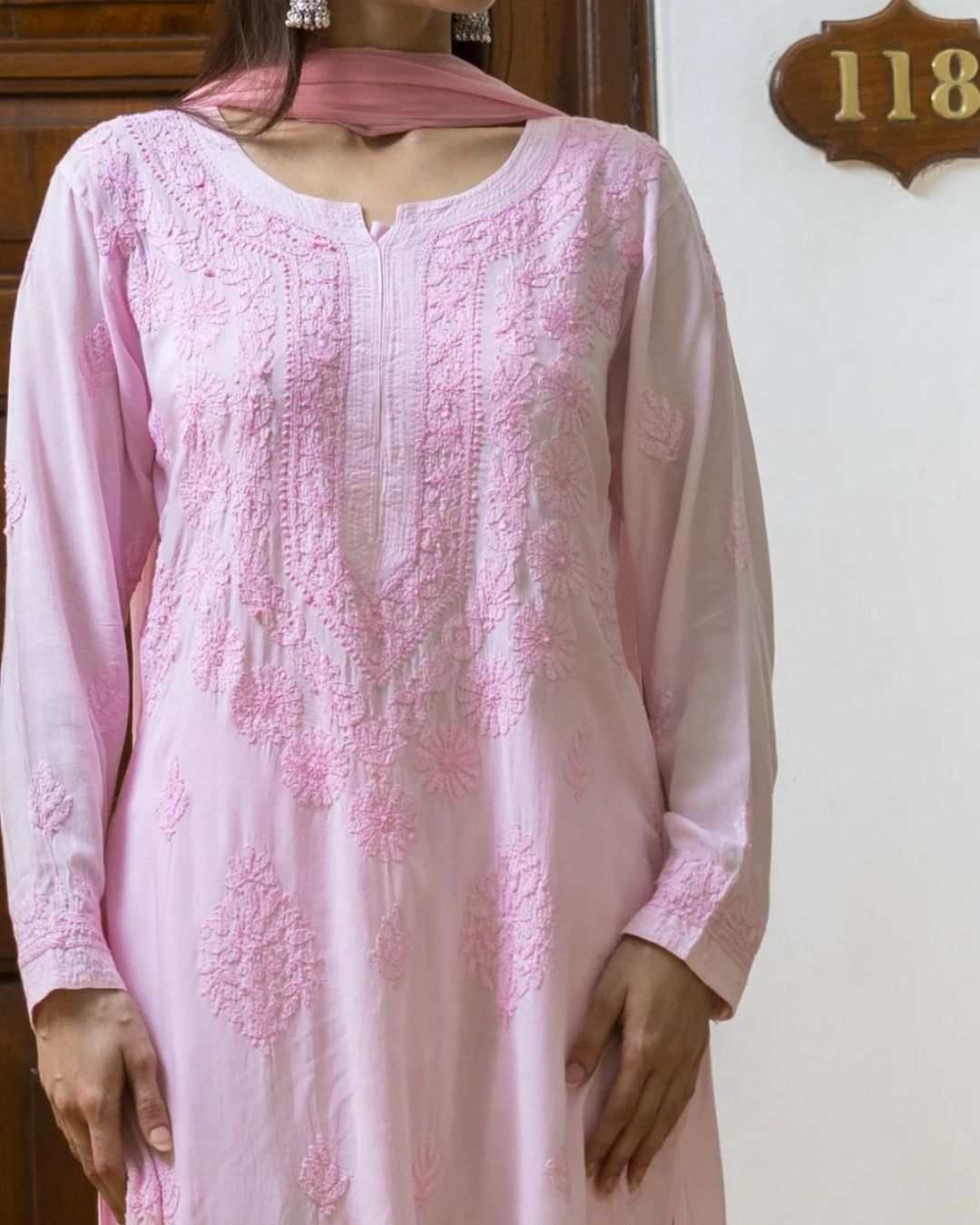 Mahek Pink Chiken Kurti Set 