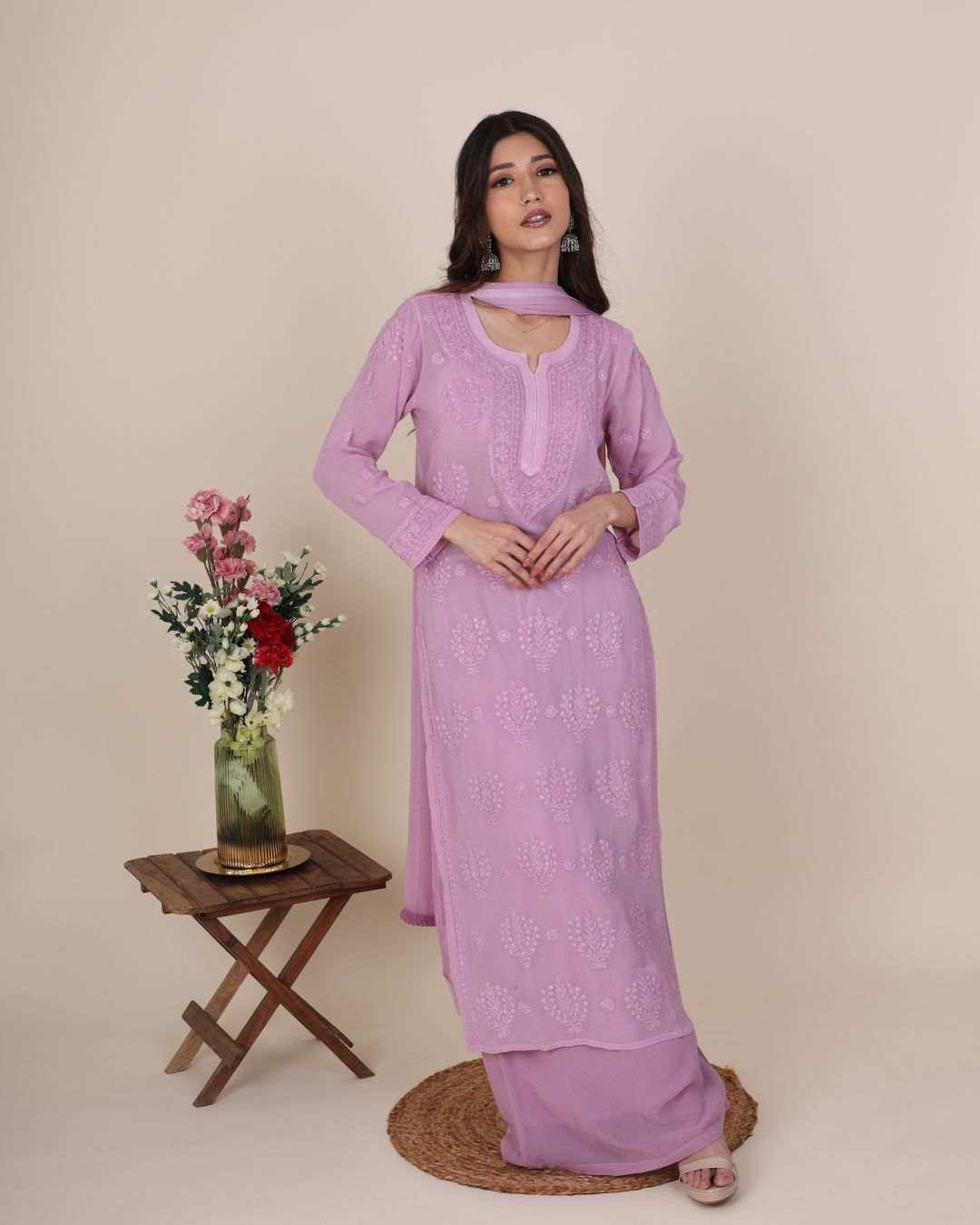 Aaliyah Chikankari Kurta Set