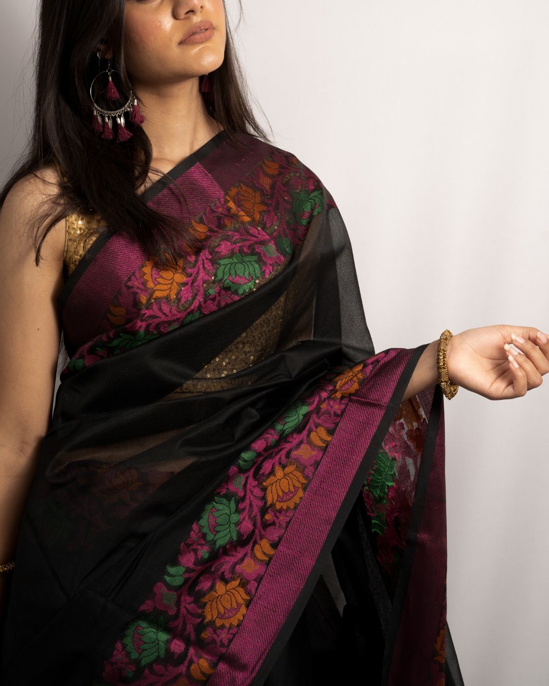 Handloom Black Banarasi saree - | House of AKS