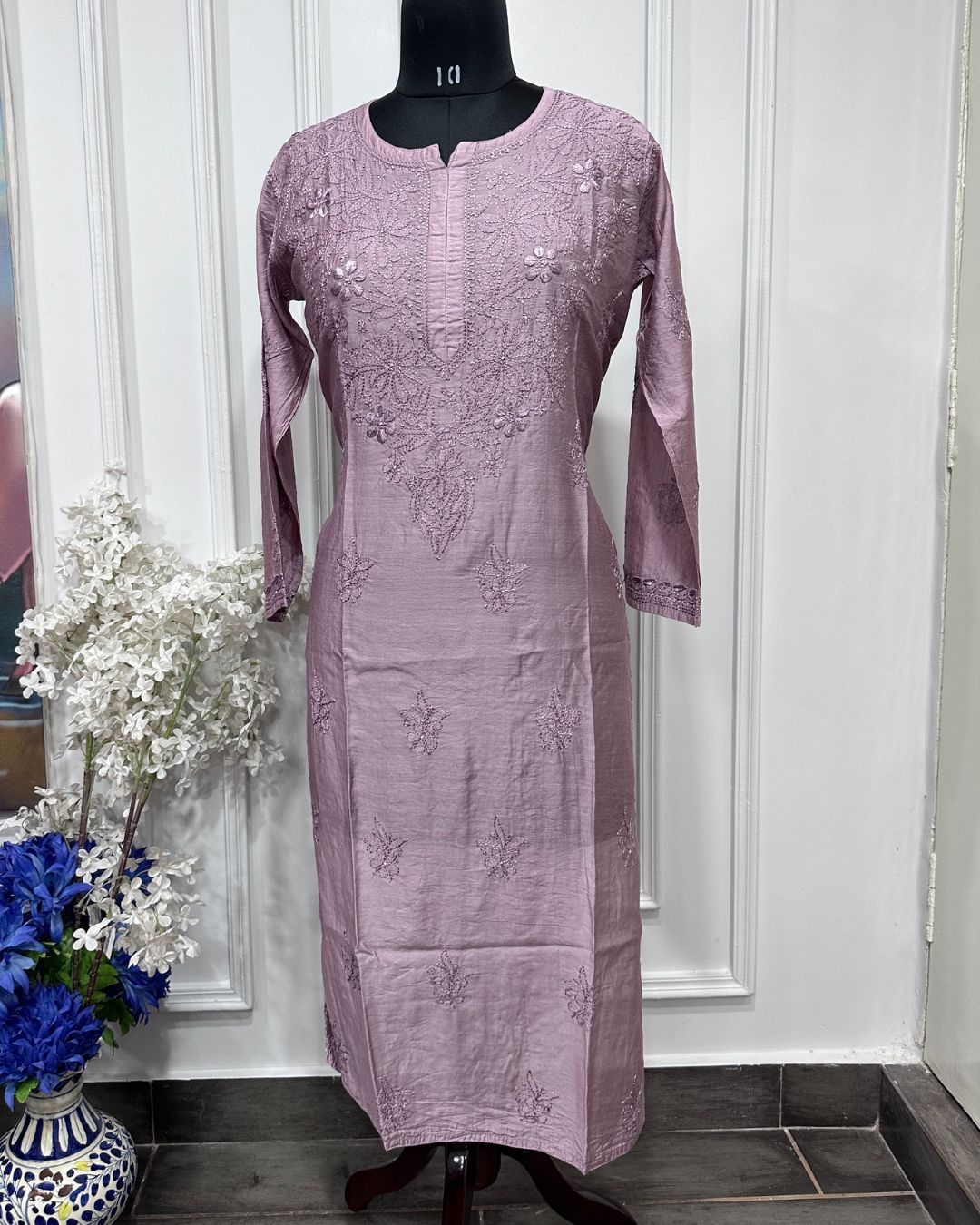 Canderi Chikankari Kurta